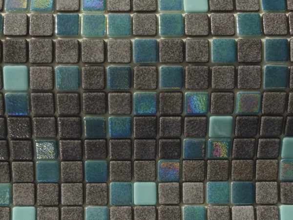 Mozaicul de sticlă LU-42 Tabit MIX, din colecția Luminiș de Reviglass.