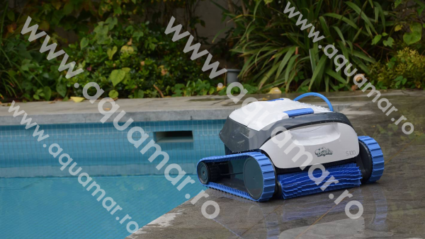 Dolphin S100- Robot pentru piscine rezidențiale