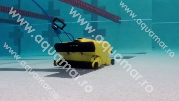 Dolphin WAVE 150- Robot pentru piscine publice