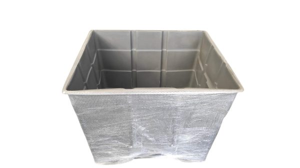 Cameră tehnică prefabricată din fibră de sticlă, neechipată – 140x140 cm