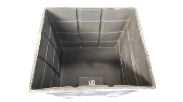 Cameră tehnică prefabricată din fibră de sticlă, neechipată – 140x140 cm